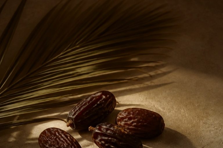 Dates & Dried Fruits